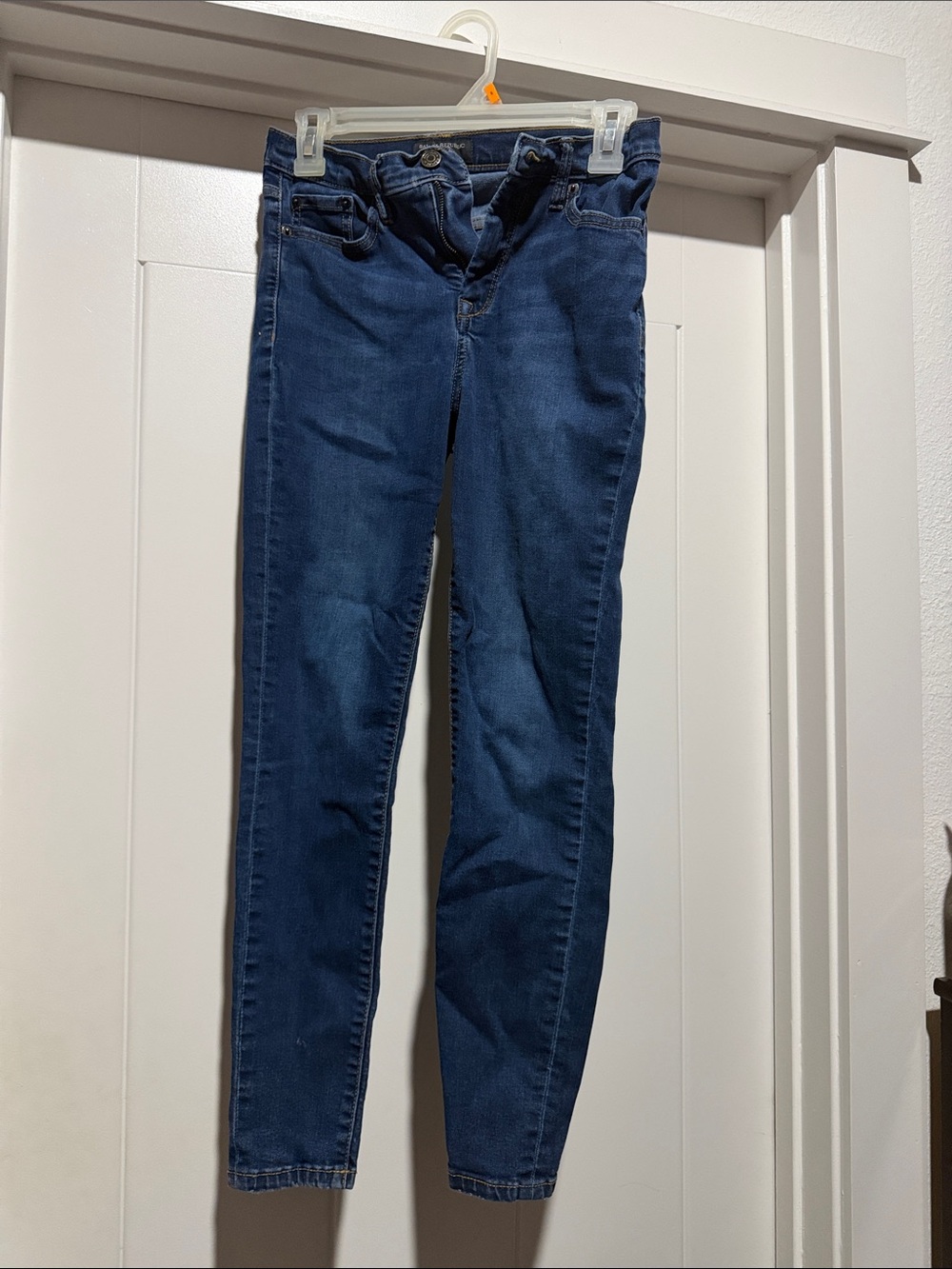 Banana Republic Women's Skinny Jeans in Dark Blue